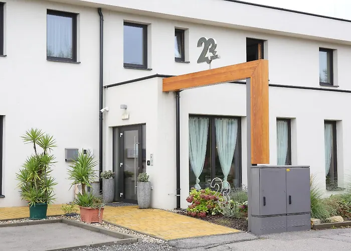 23-hotel * Schwadorf bei Wien